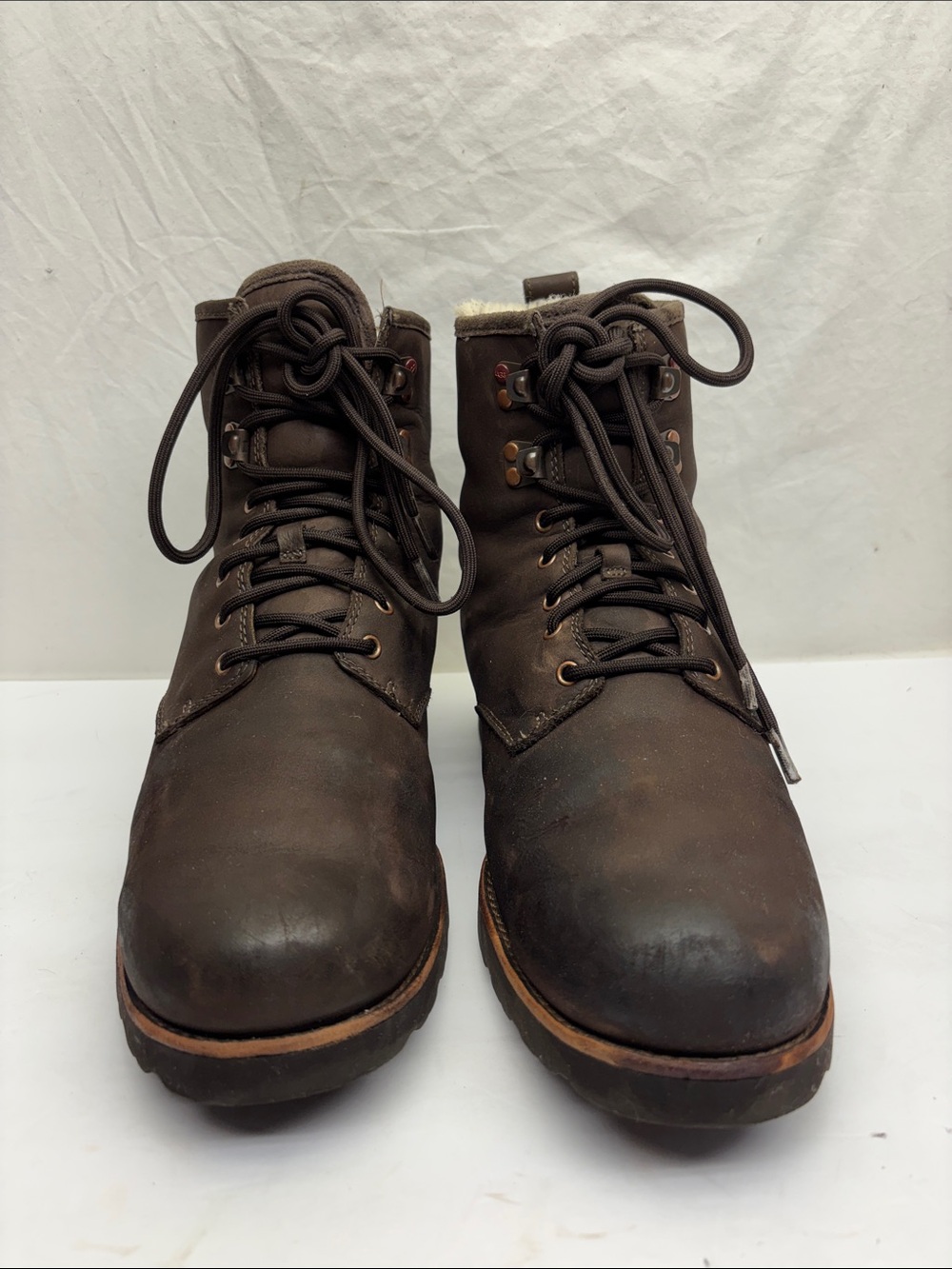 UGG Men's Brown Leather Lace-Up Boots, sz 10